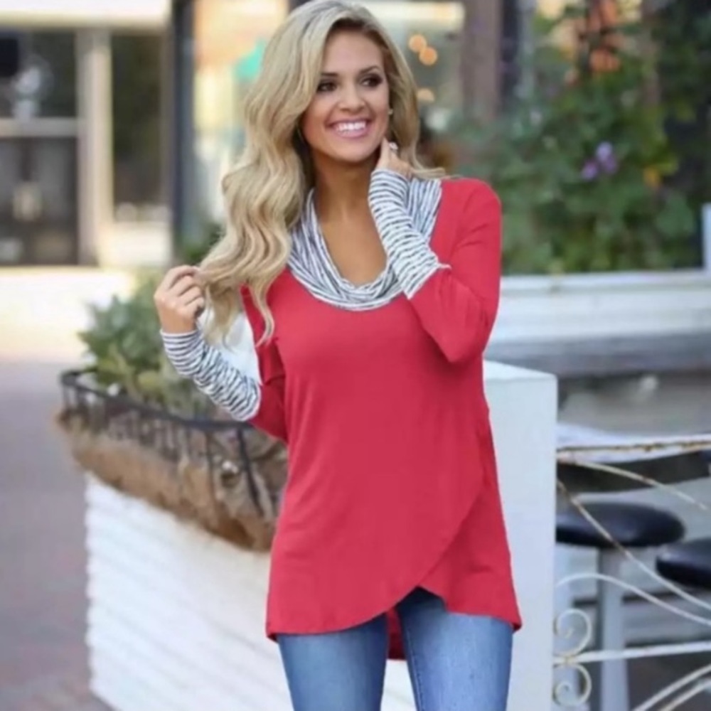 ❤️❤️ top (SIZE large ) cowl neck GORGEOUS - Picture 4 of 5